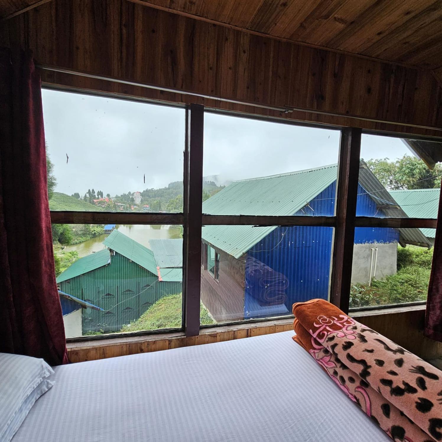 Lake View Resort Masala Zone Suryodaya ภายนอก รูปภาพ