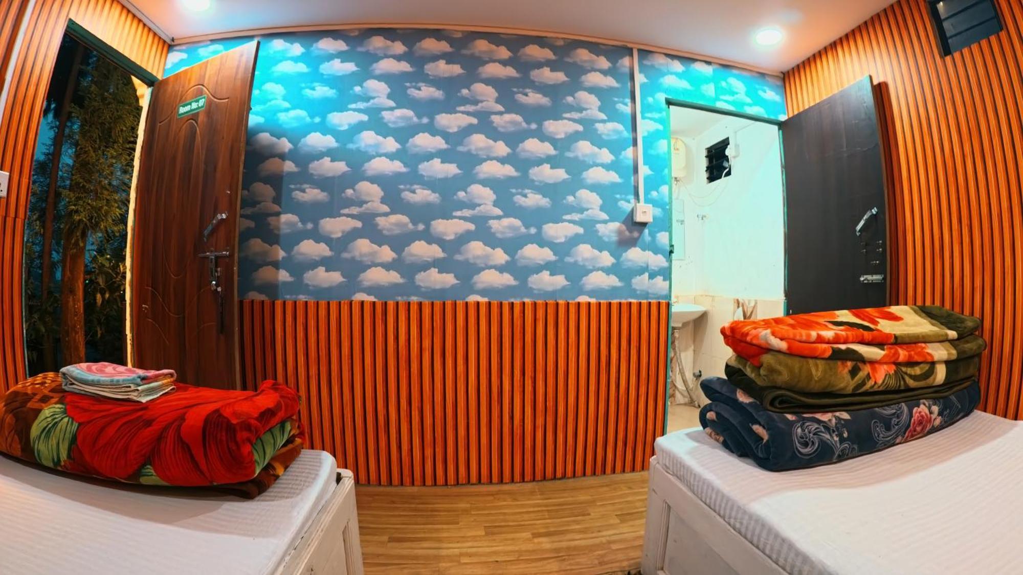 Lake View Resort Masala Zone Suryodaya ภายนอก รูปภาพ